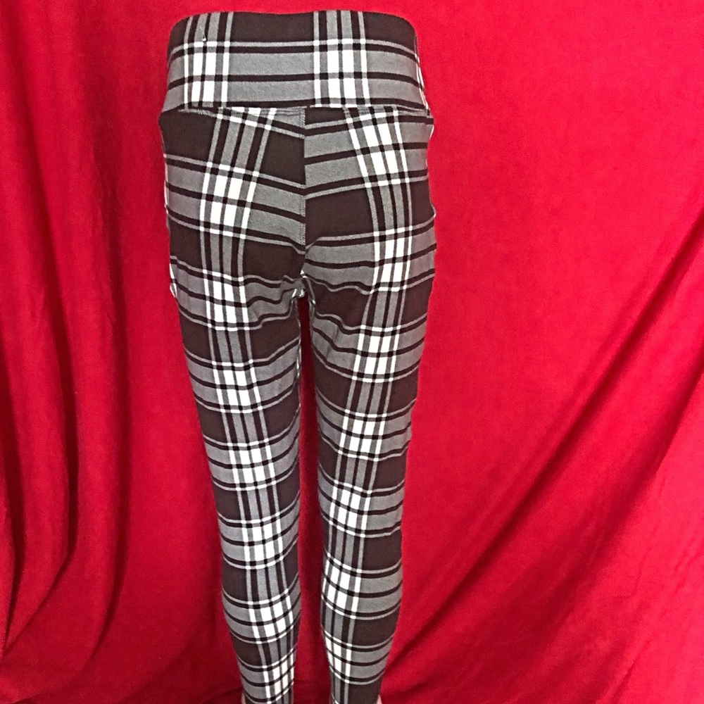 SWS ESSENTIALS - ZIPPER LEGGINGS - Picture 3 of 7